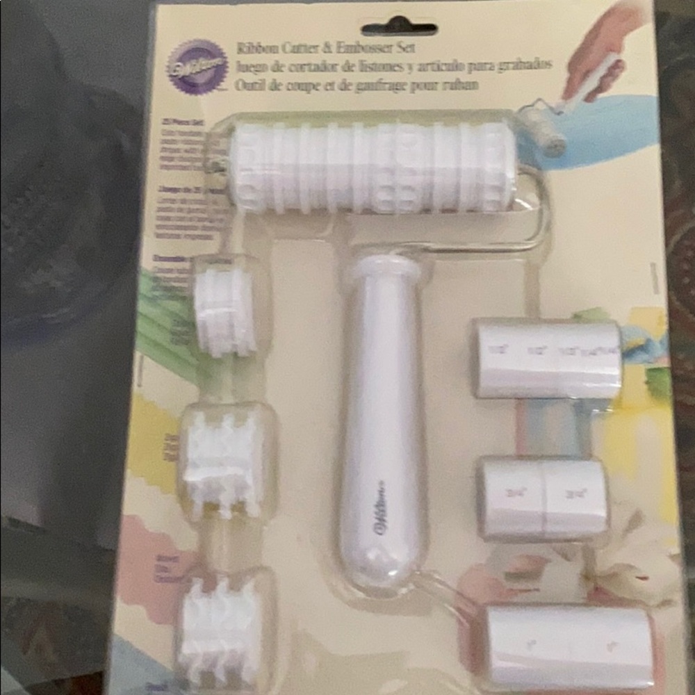 Wilton Fondant cutter set